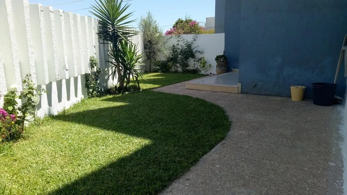 Cozy & Top Apartment, Wi-Fi, Private Garden, Sea Side Harqalah Tunisia